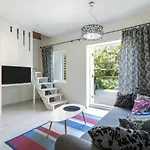 Gardenview Selection By Kerese *